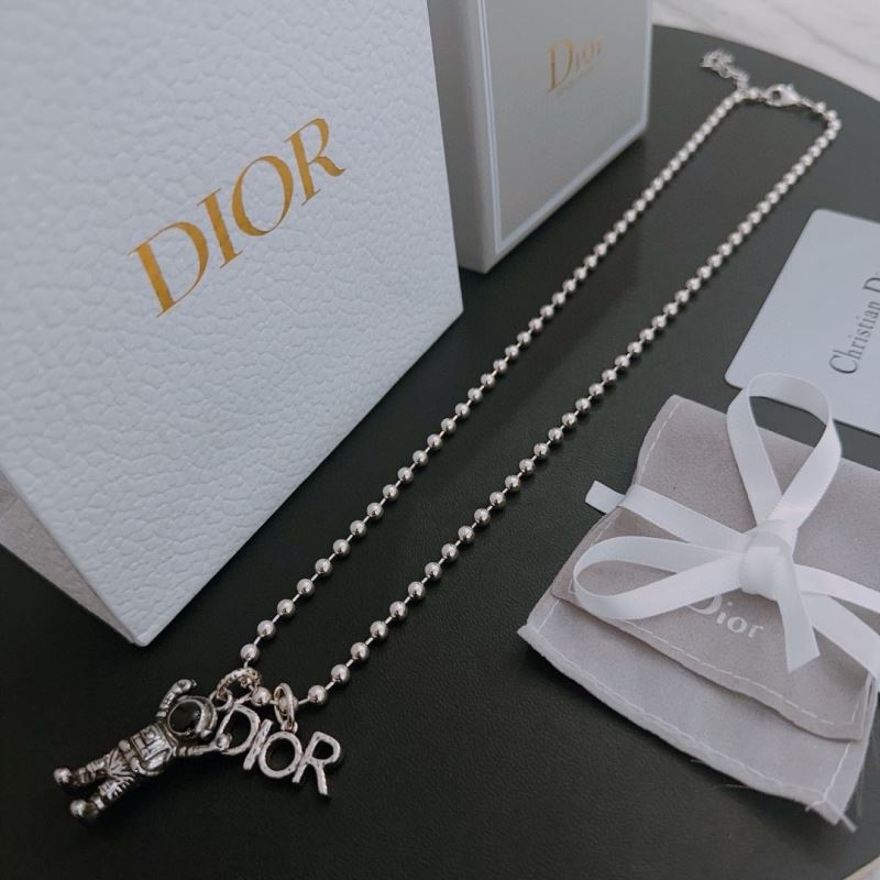 chr1st1an D10r necklaces